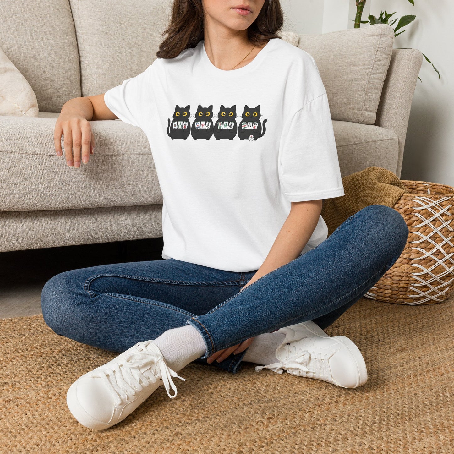 4 cats playing Mahjong